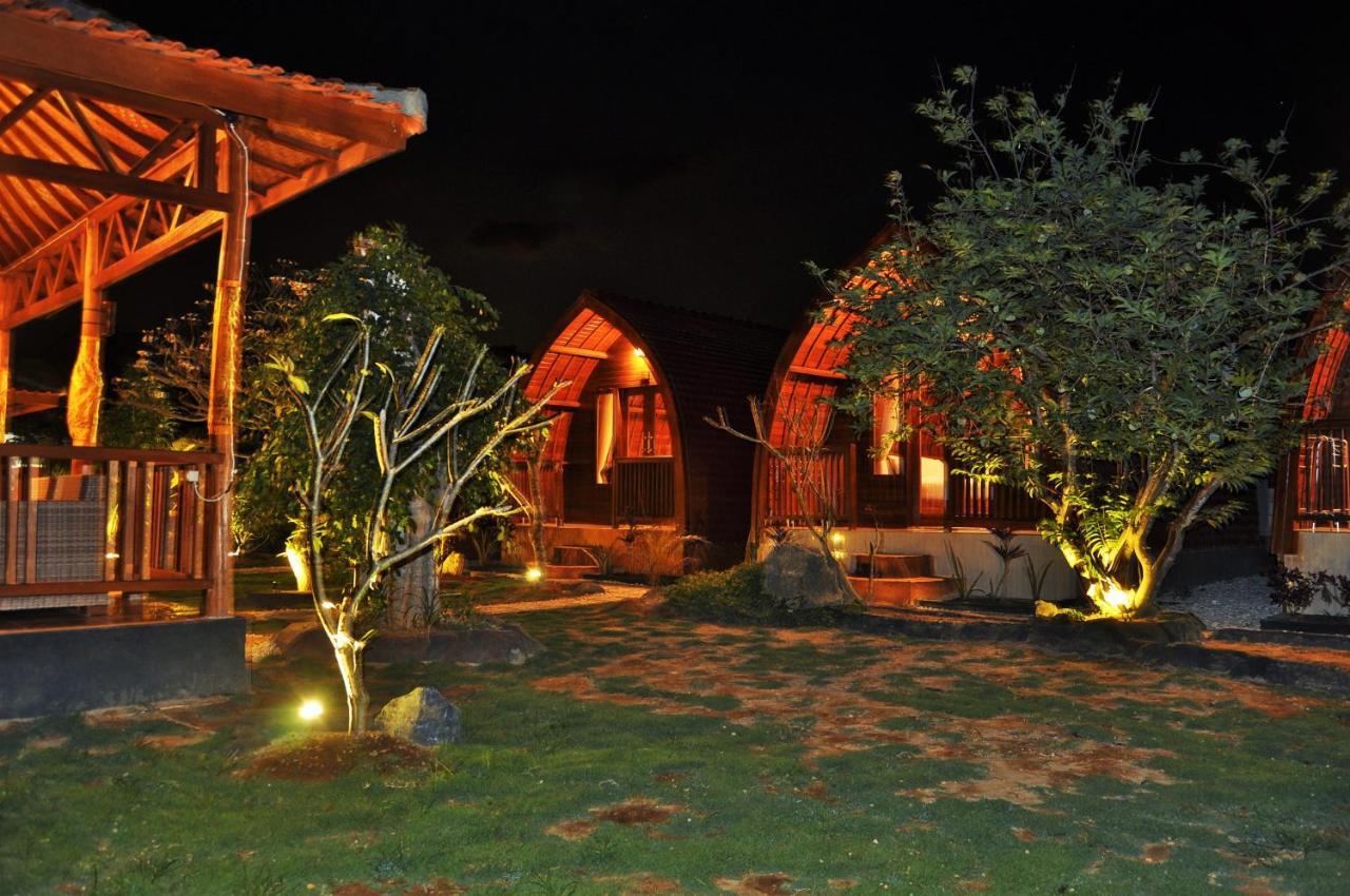 Setilas Bungalows Batununggul Buitenkant foto