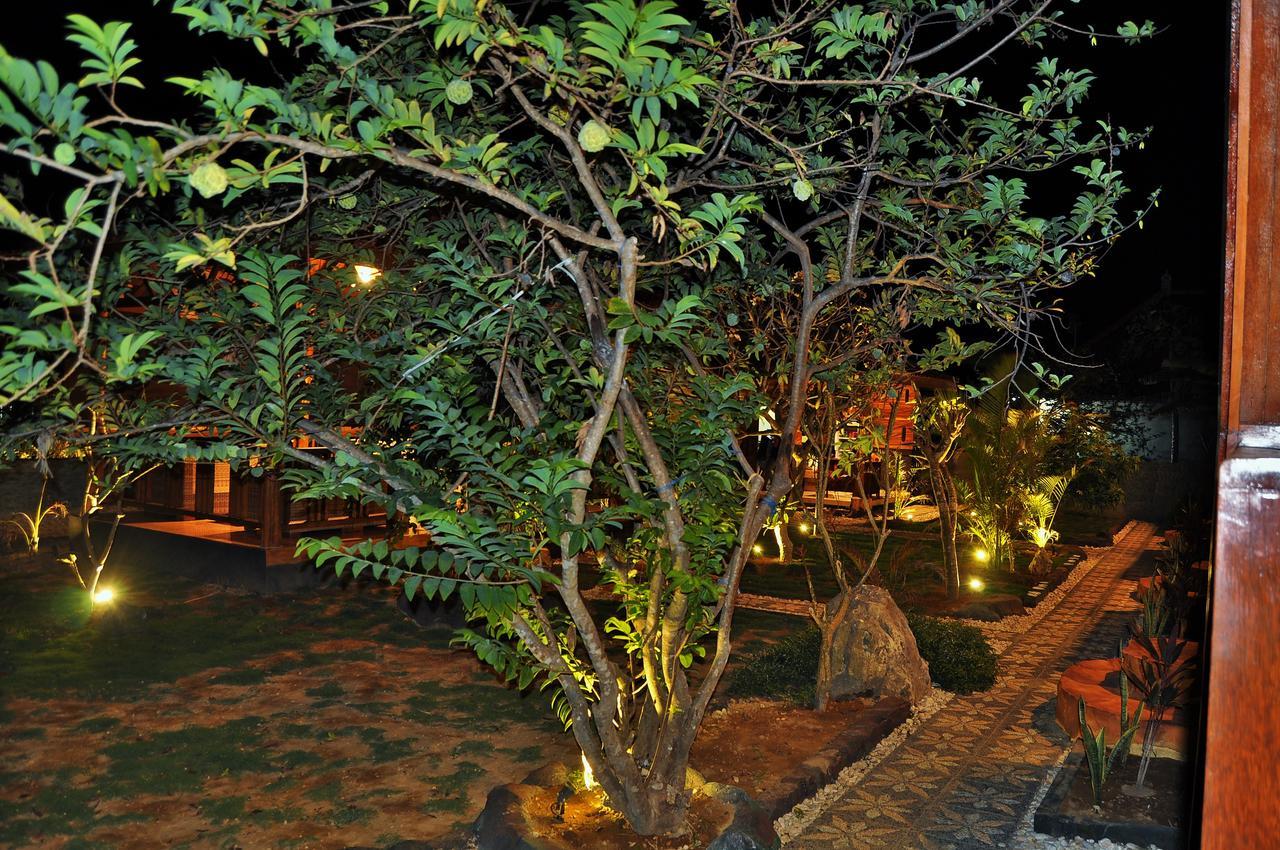Setilas Bungalows Batununggul Buitenkant foto